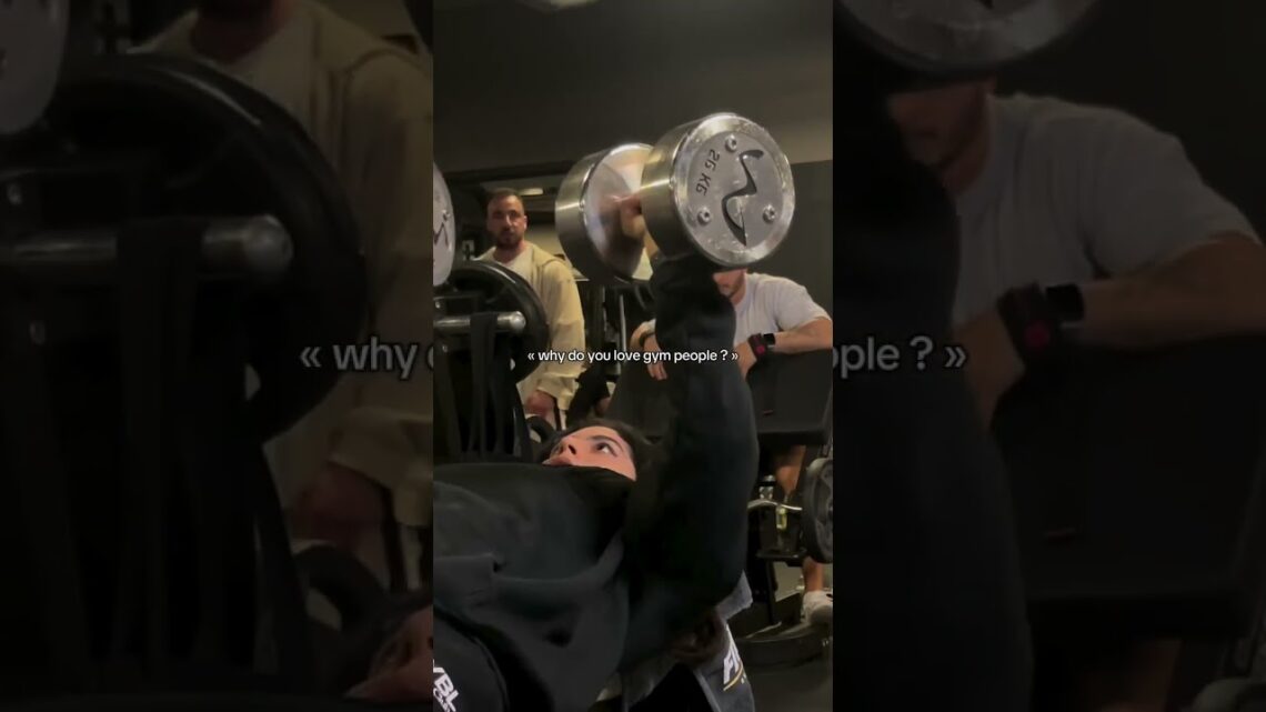 THIS is the gym community we like to see  IG: sarahsliim