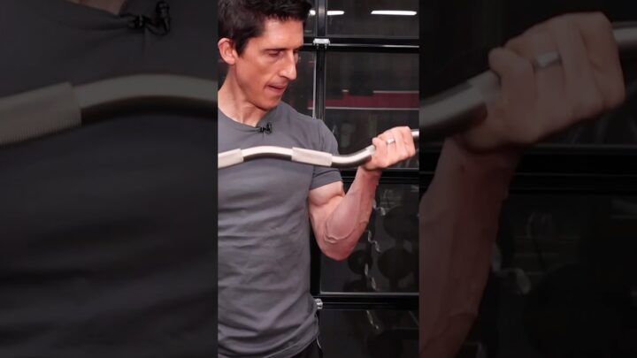 Do EZ Bar Curls Like This (IMPORTANT)
