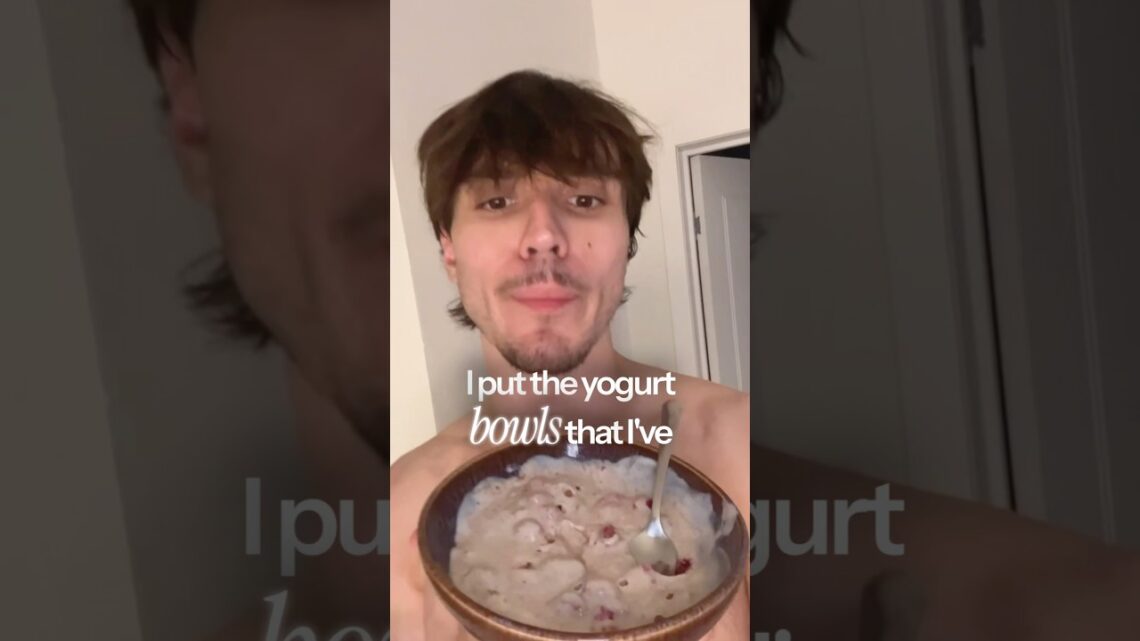 My Frozen Vegan Yoghurt Bowls (So Easy) 🍨🌱 #veganrecipes #plantbased #veganfood #healthyfood