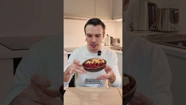 Winter Oatmeal Bowl I’m Obsessed With! #veganrecipes #plantbased #vegancooking