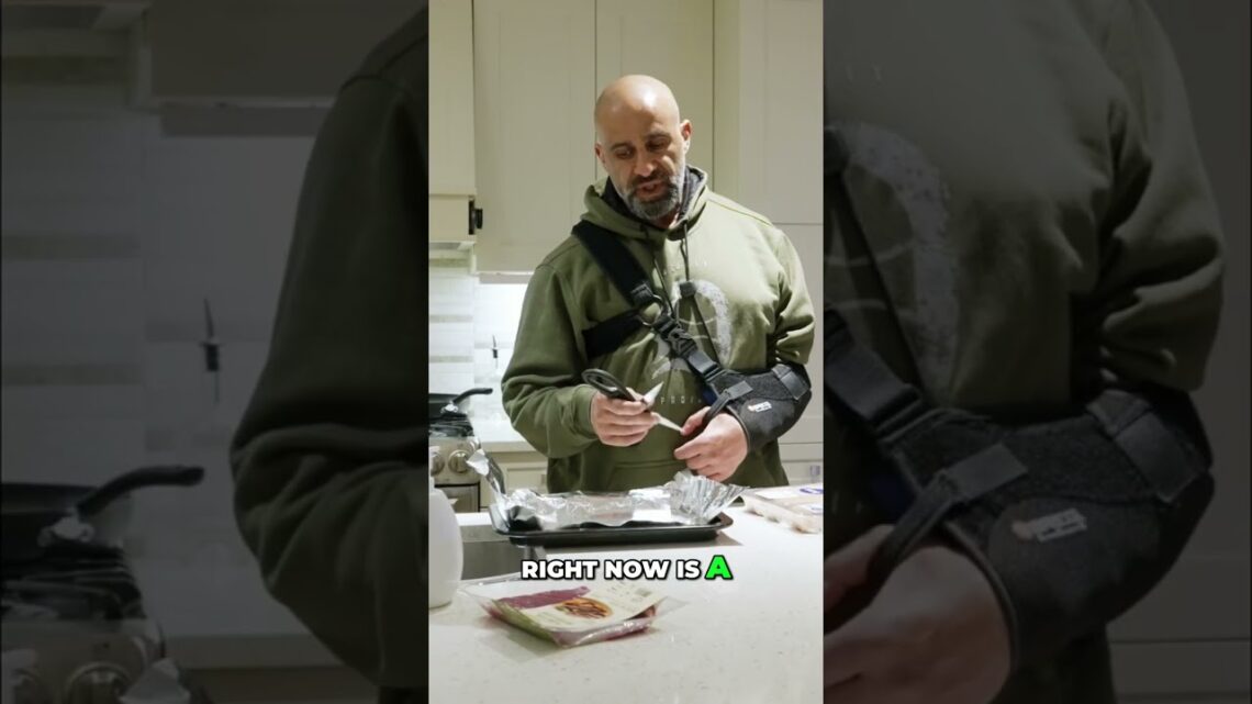 Kitchen Hacks: Simple Scissors for Easier Cooking! #shorts